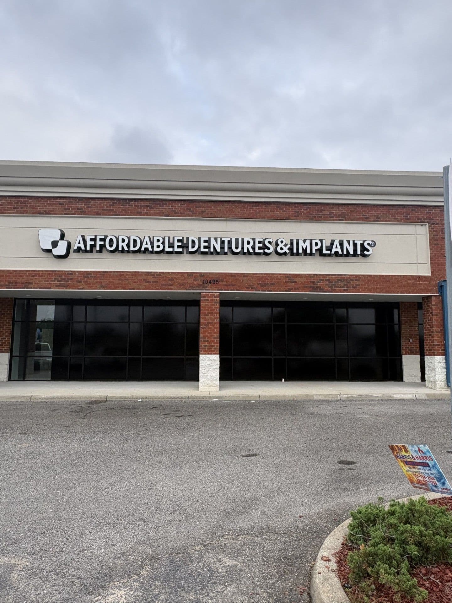 Exterior of Affordable Dentures & Implants in Gulfport, MS