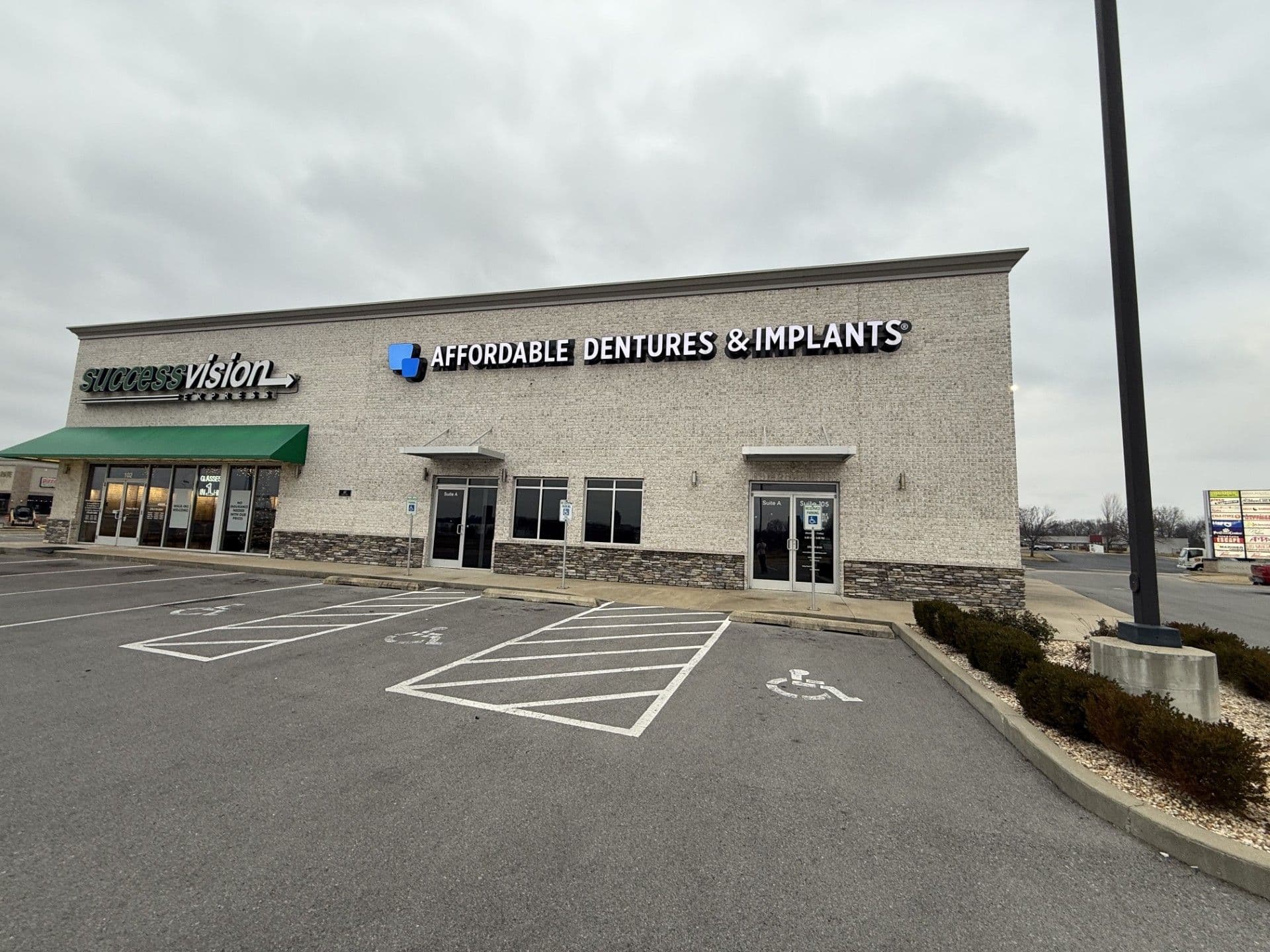 Exterior of Affordable Dentures & Implants in Paducah, KY